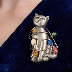 Christmas Brooch Pin 2” Silver Plated Cat Kitty Kitten Lights  Holiday Gift VTG